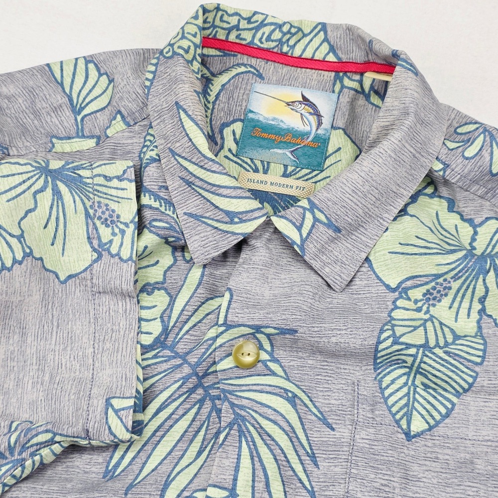 Tommy Bahama Shirt Mens M Grey Silk Tropical Floral Pineapple Island Modern Fit